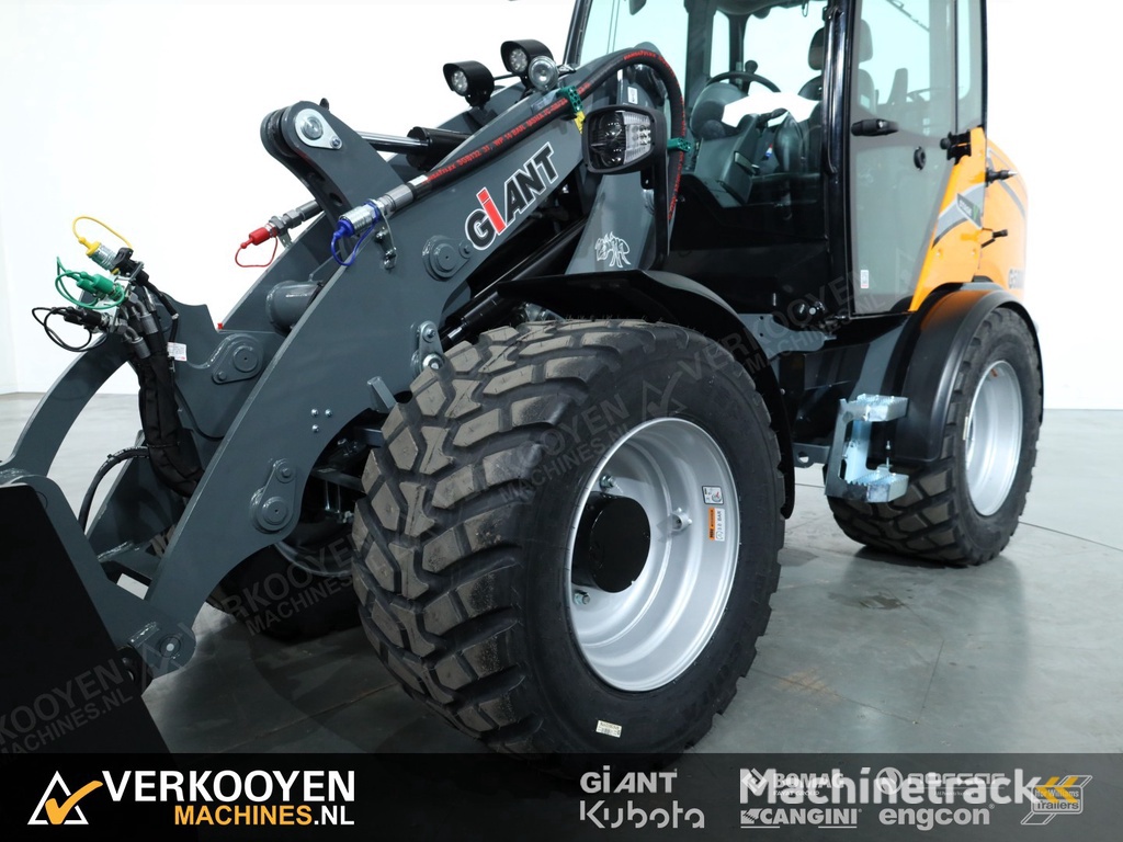 2025 Giant G5000 VK9831