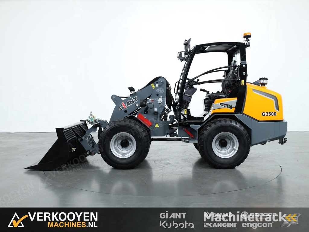 2025 Giant G3500 VK10182