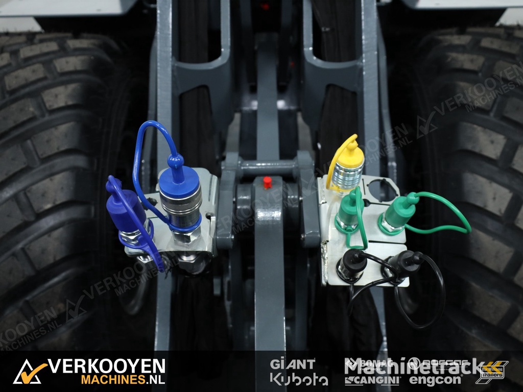 2025 Giant G3500 VK10182