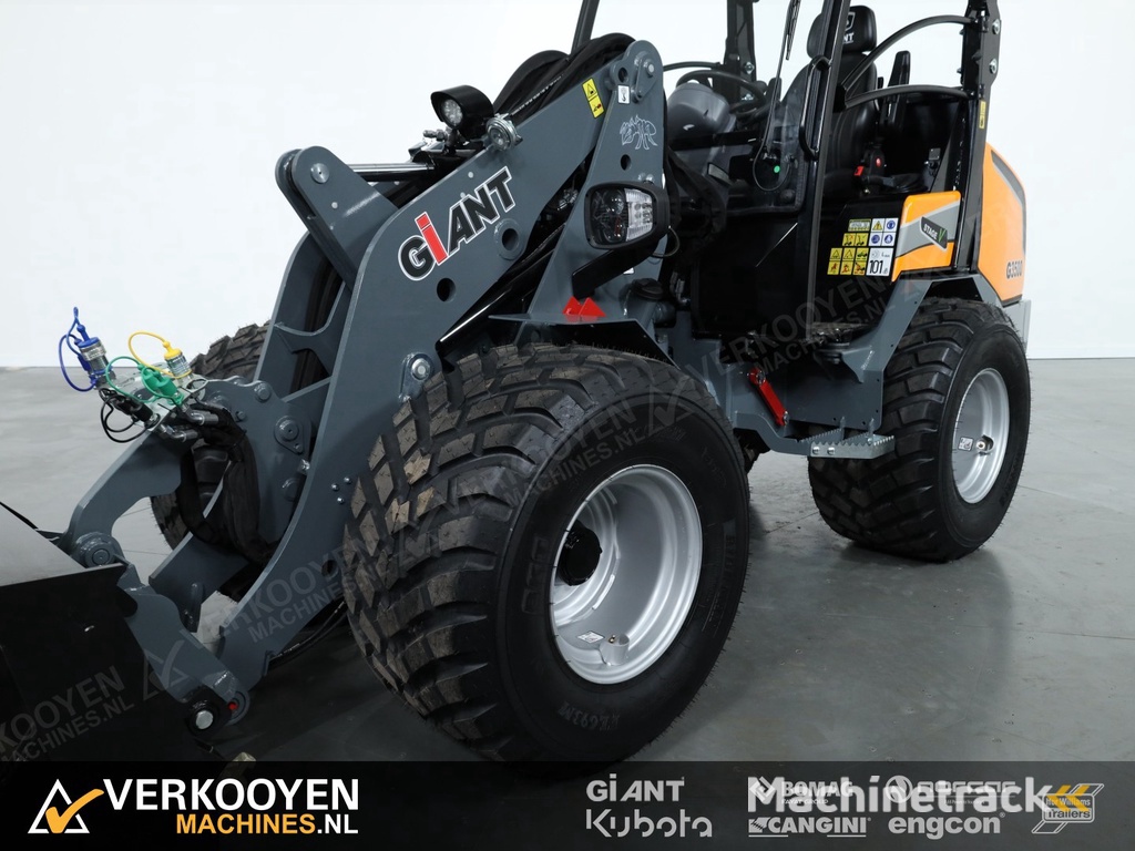 2025 Giant G3500 VK10182