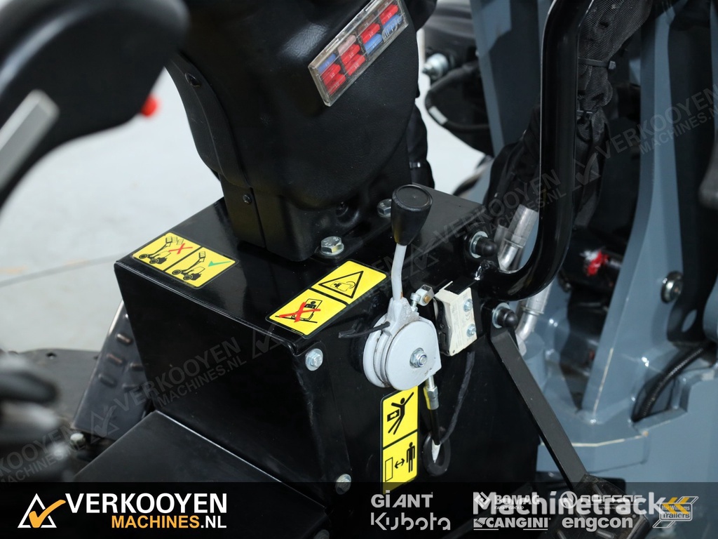 2024 Giant G2500 X-tra HD VV1479