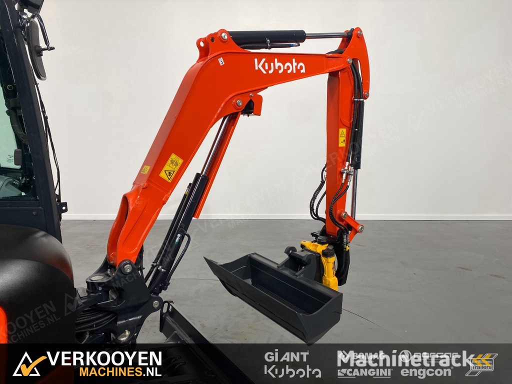 2025 Kubota KX027-4 Hi Spec + Engcon EC204-CW05 ADV1047