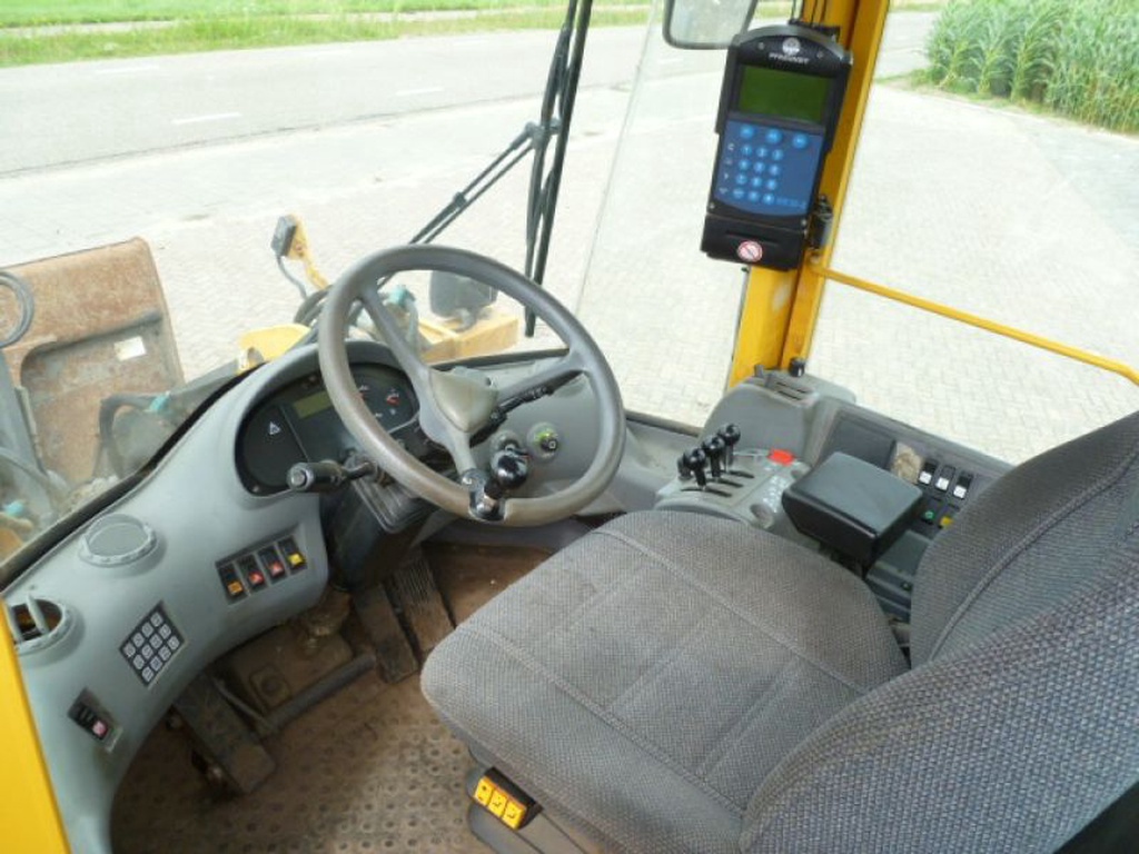 Volvo L90E