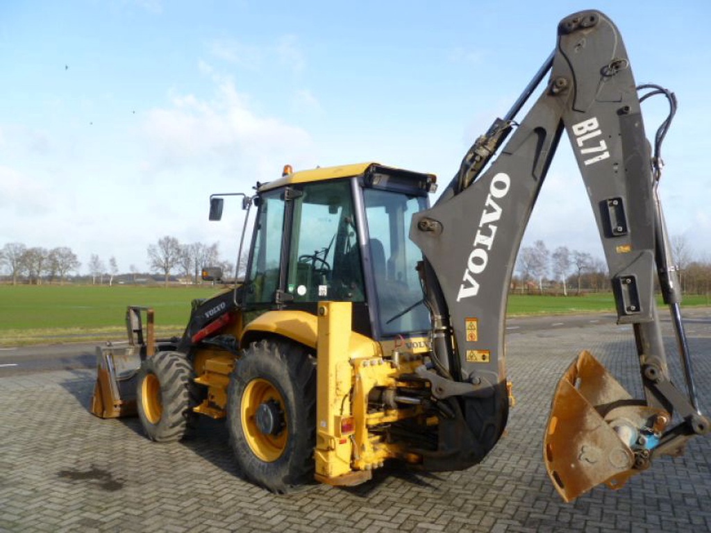 Volvo BL71