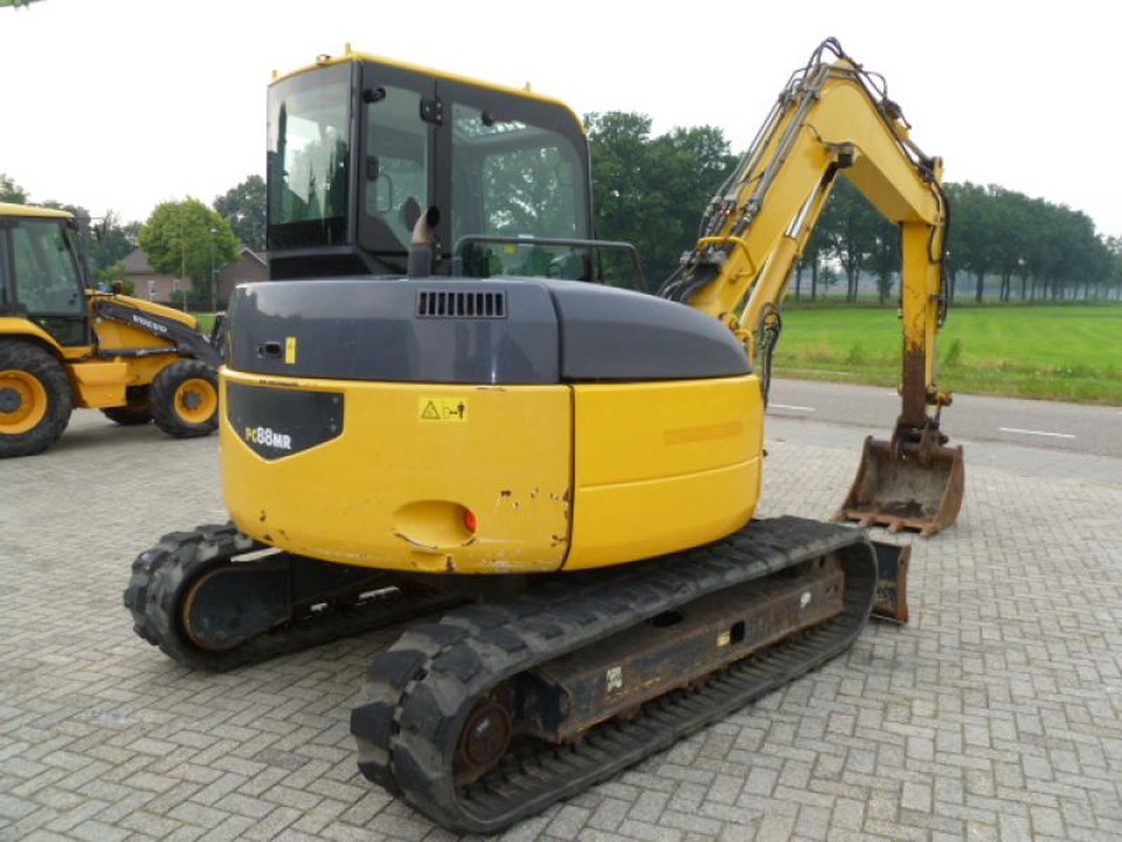 Komatsu PC88MR-6