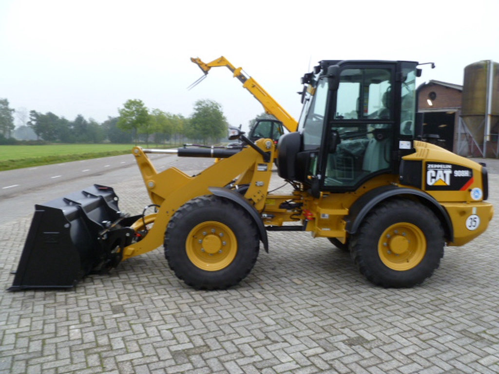Caterpillar 908H-2