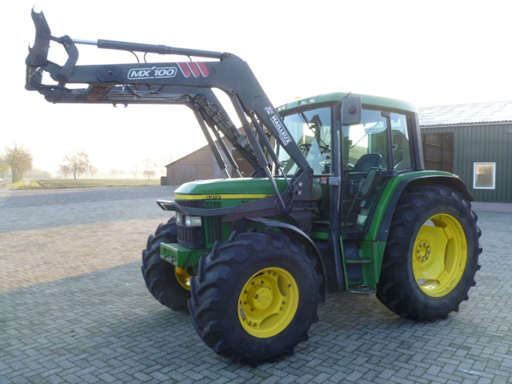 John Deere 6310