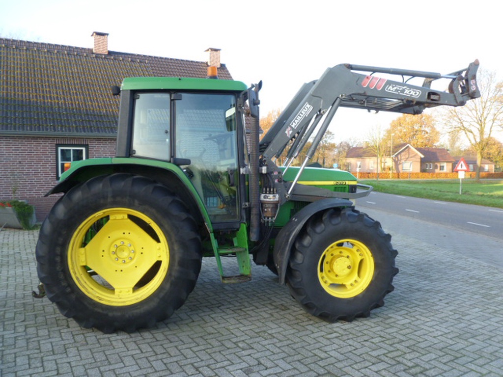 John Deere 6310