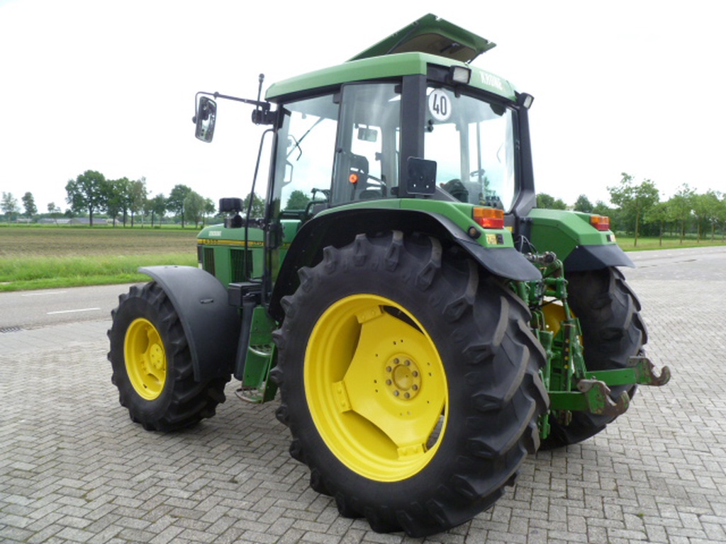 John Deere 6300