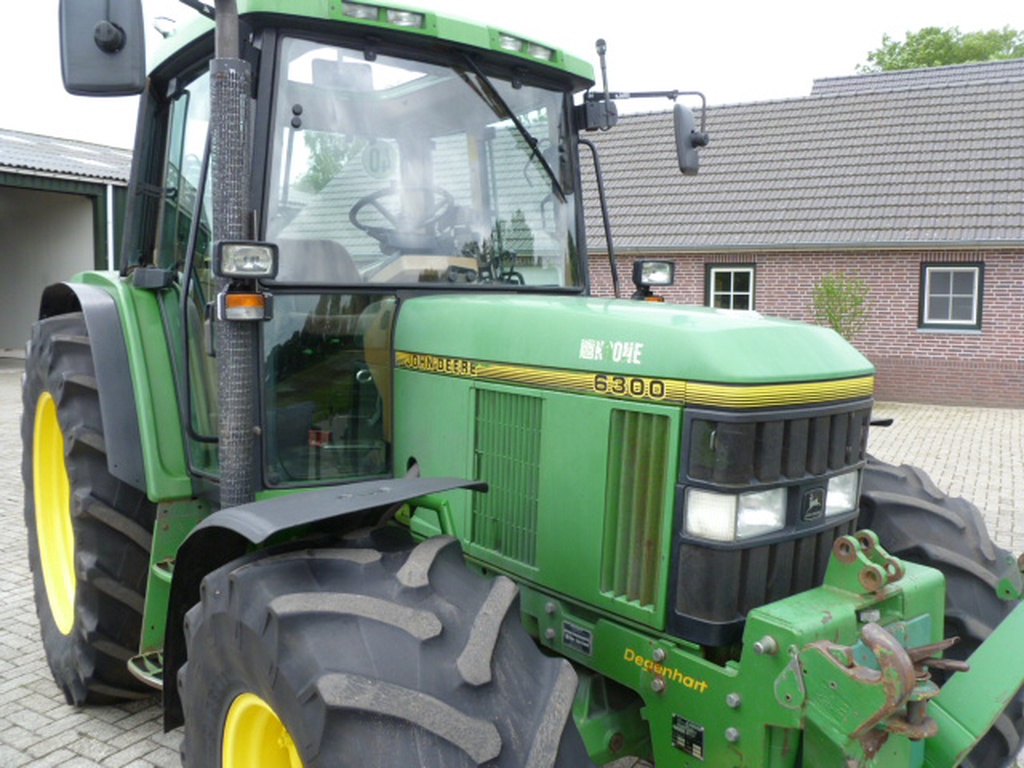 John Deere 6300