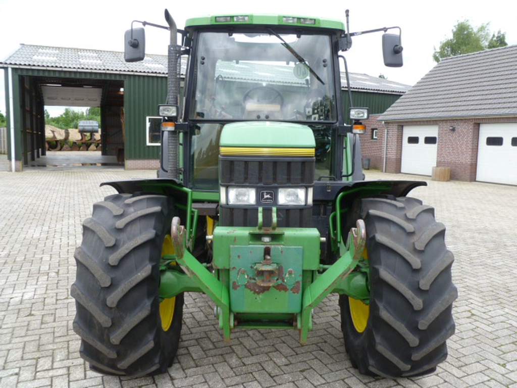 John Deere 6300