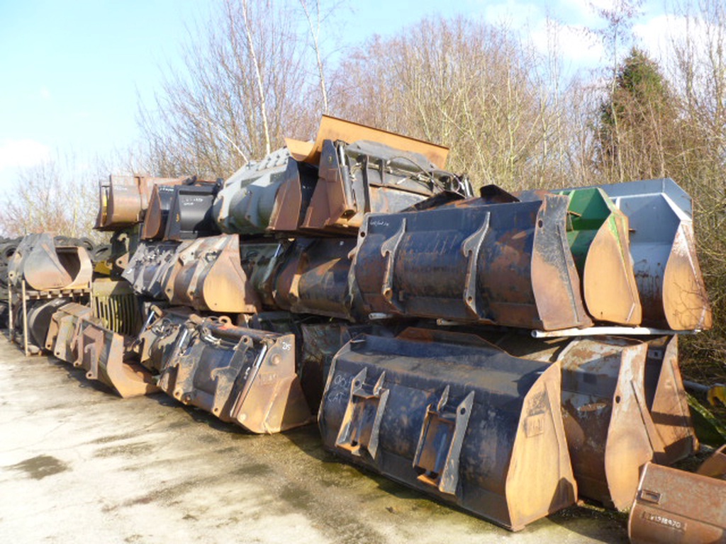 Dichte / Puin bakken 4x1 / Zijkiep / hoogkiep bakken