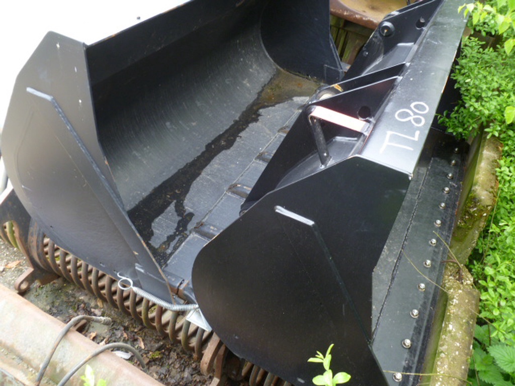 Dichte / Puin bakken 4x1 / Zijkiep / hoogkiep bakken