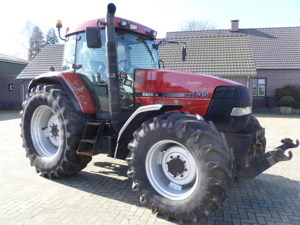 Case MX135