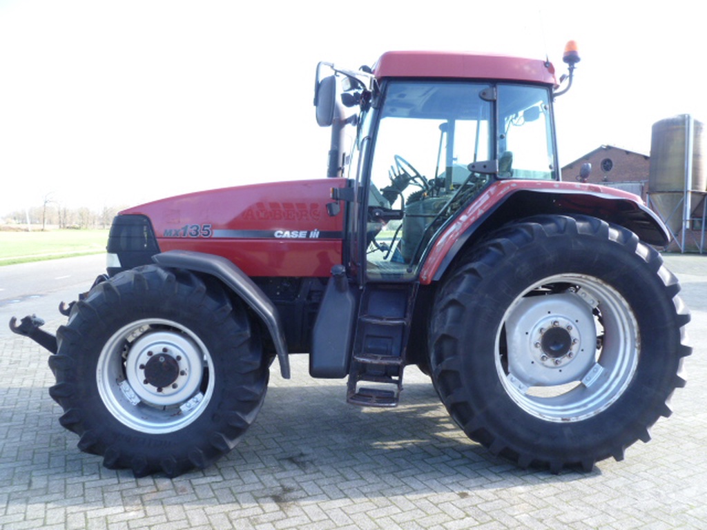 Case MX135