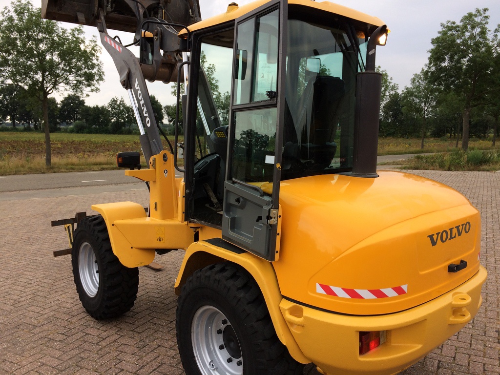 Volvo L30B-Z/X Pro 2011