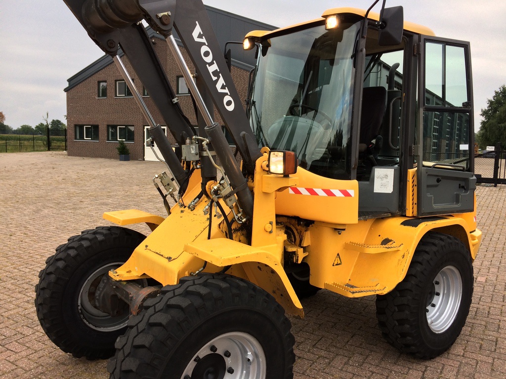 Volvo L30B-Z/X Pro 2011