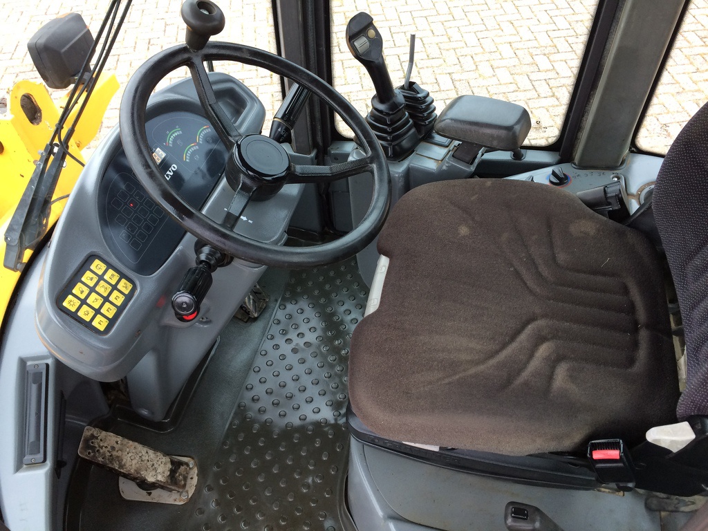 Volvo L30B-Z/X Pro 2011