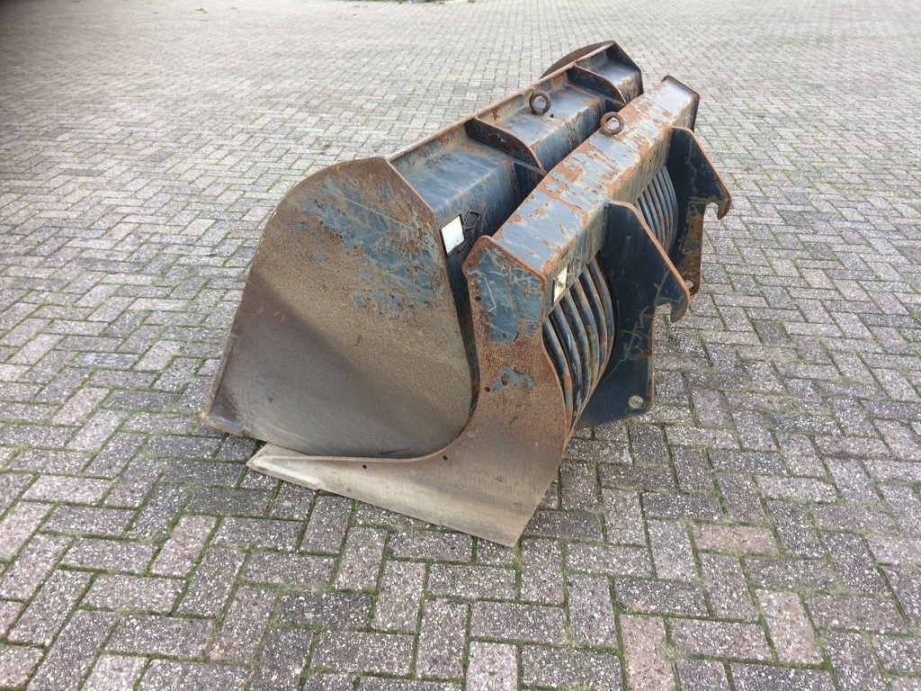 Dichte bak + Puinbak Volvo L30/L35