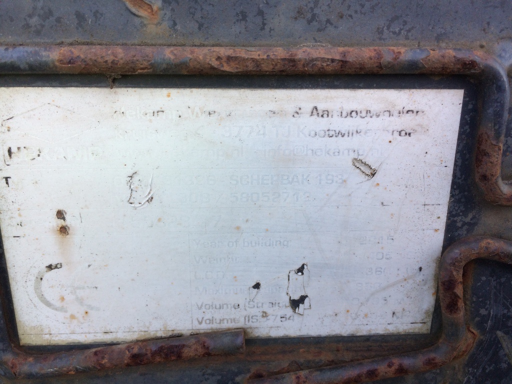 Dichte bak + Puinbak Volvo L30/L35