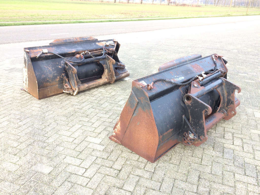 Zijkiep baken - Sidetip buckets