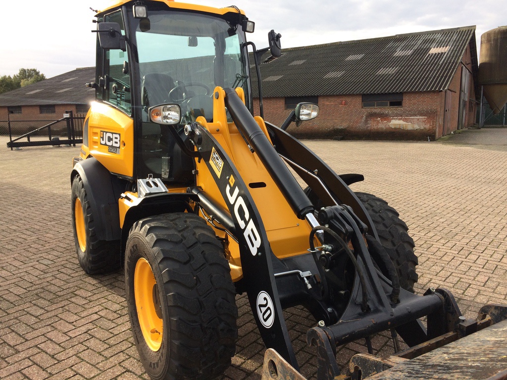 Jcb 409 2019