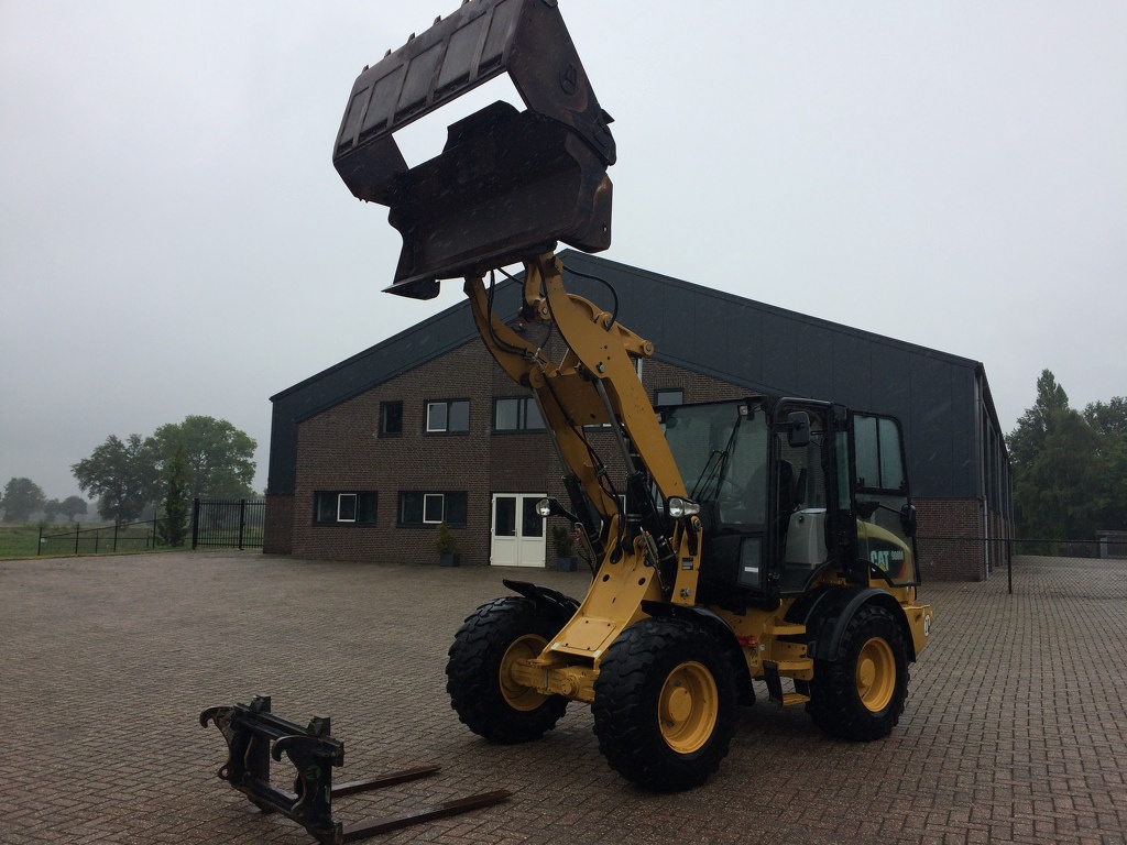 Caterpillar 908M 2016