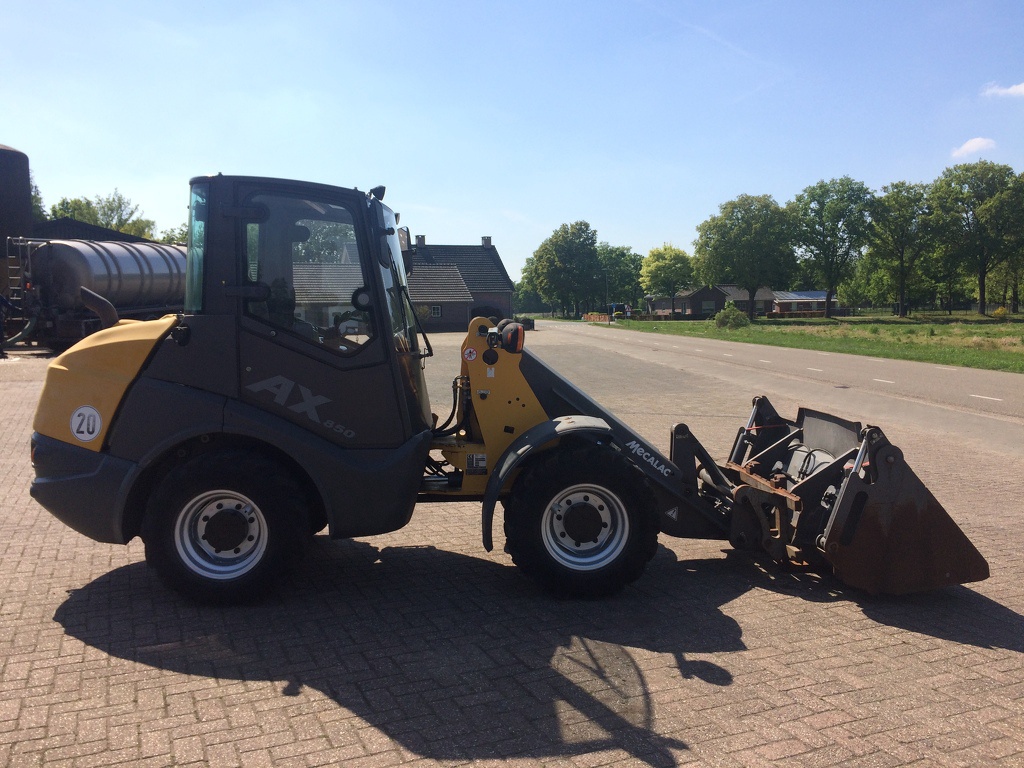 Mecalac AX850 2018