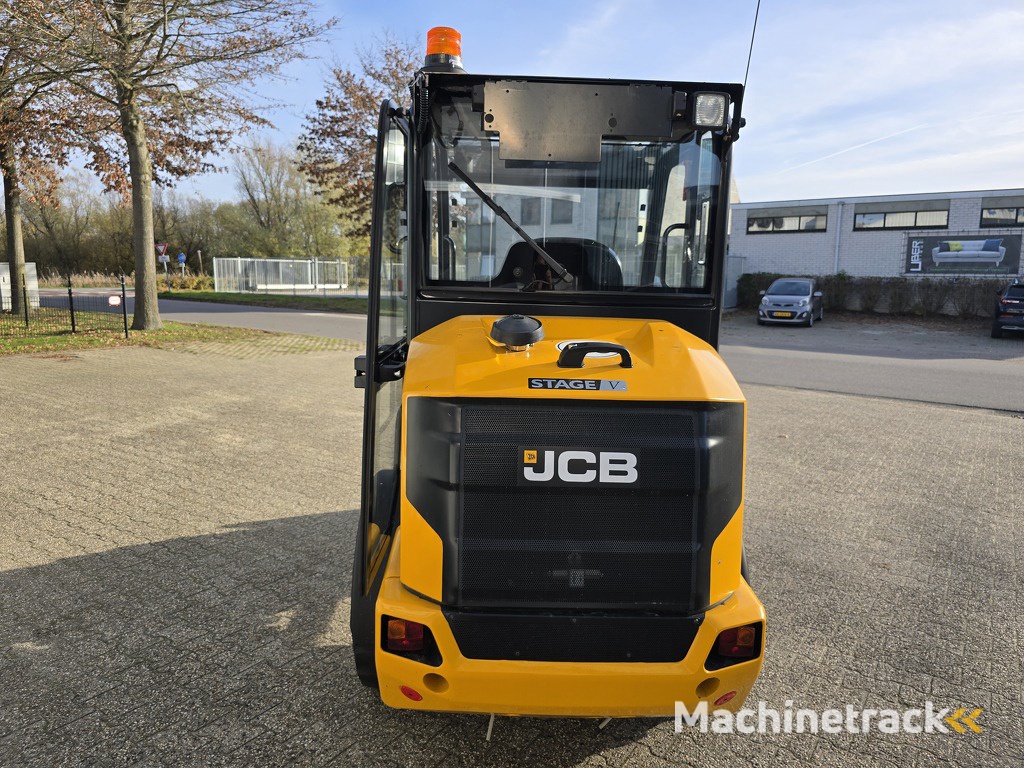 NIEUW! JCB 403 Plus