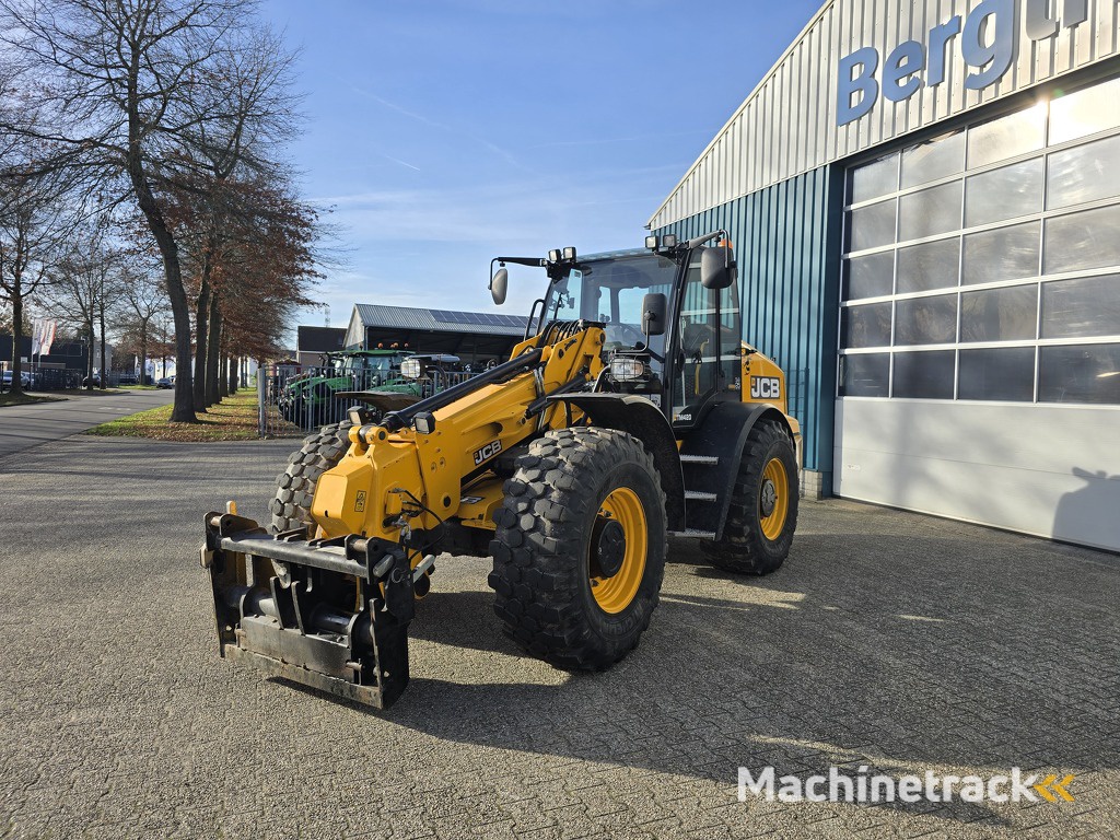 JCB TM 420 T4F