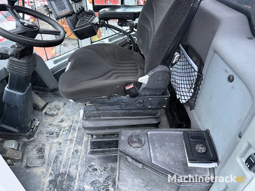 Liebherr L 550 XPower