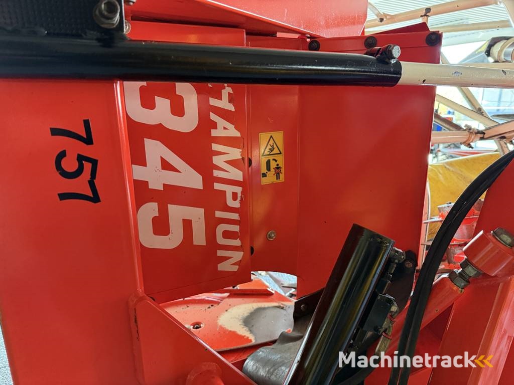 Kemper 345. Champion