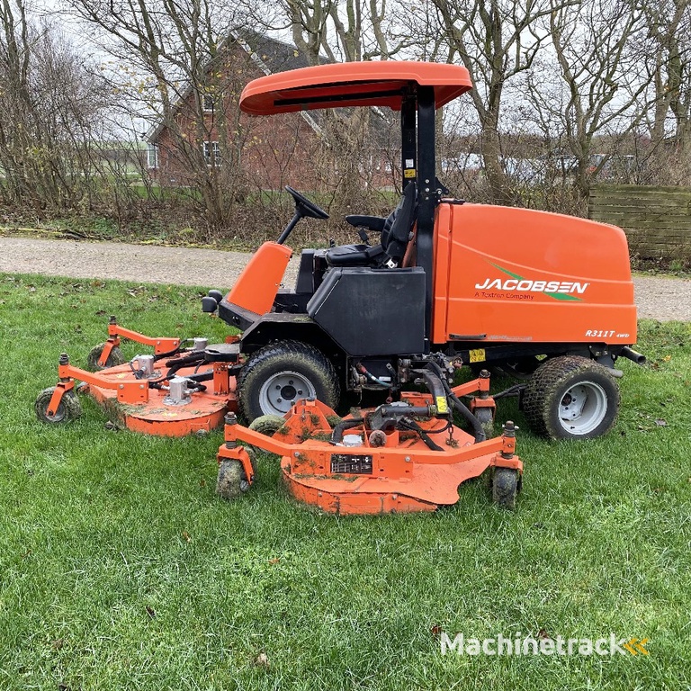 Jacobsen R311T 4WD