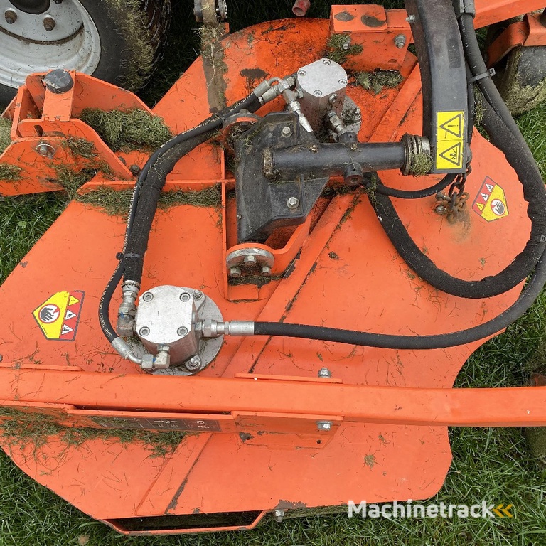 Jacobsen R311T 4WD