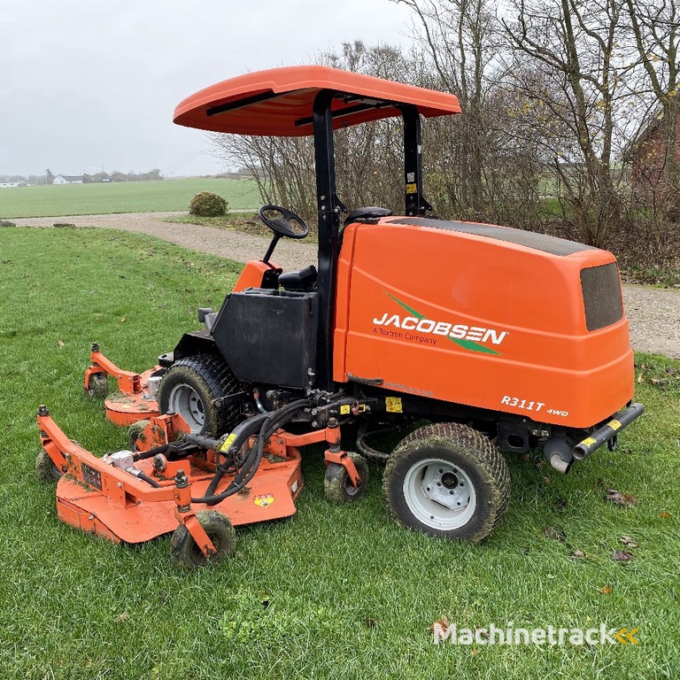 Jacobsen R311T 4WD