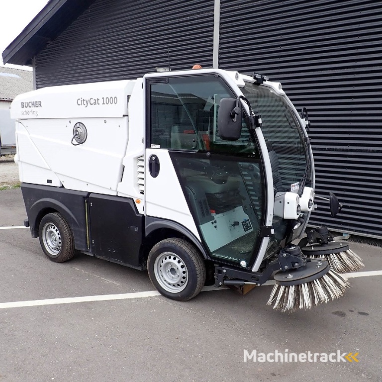Bucher CC 1000