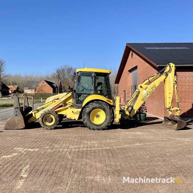 New Holland LB110-4