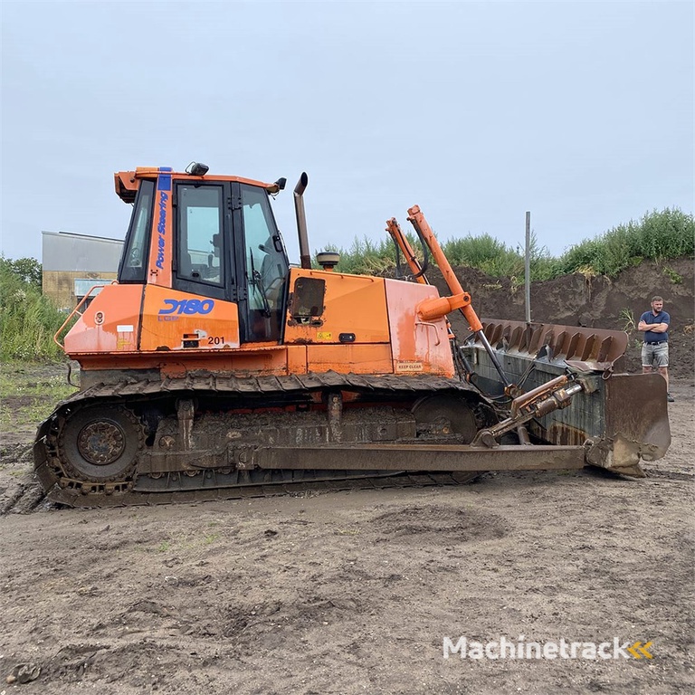 Fiat-Kobelco D180 LGP
