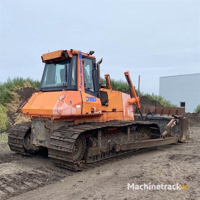 Fiat-Kobelco D180 LGP