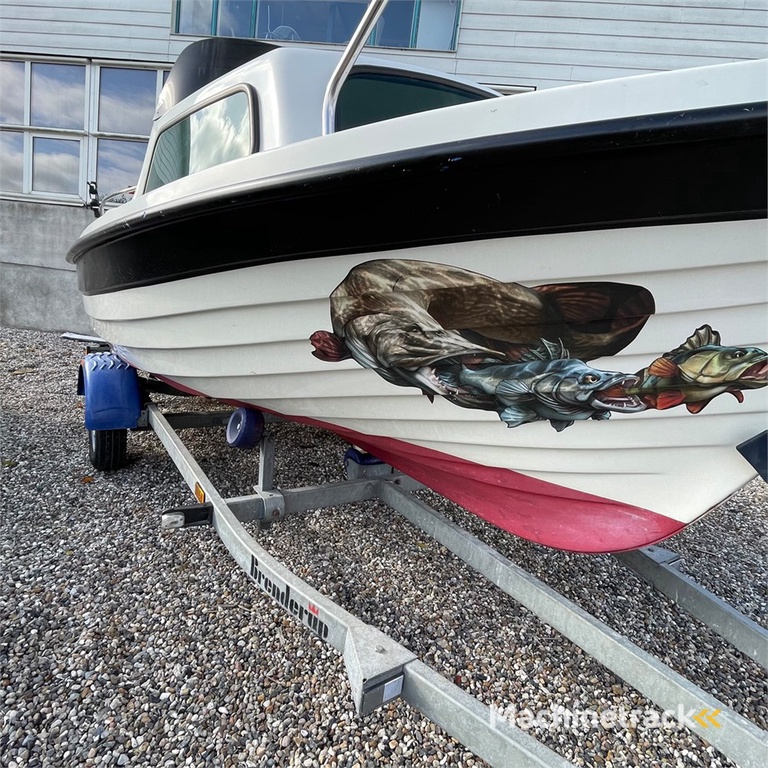 MB Sealine 500 Cabin S71