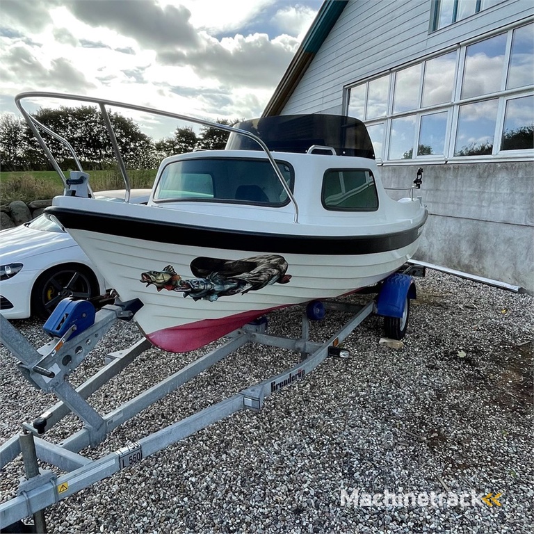 MB Sealine 500 Cabin S71