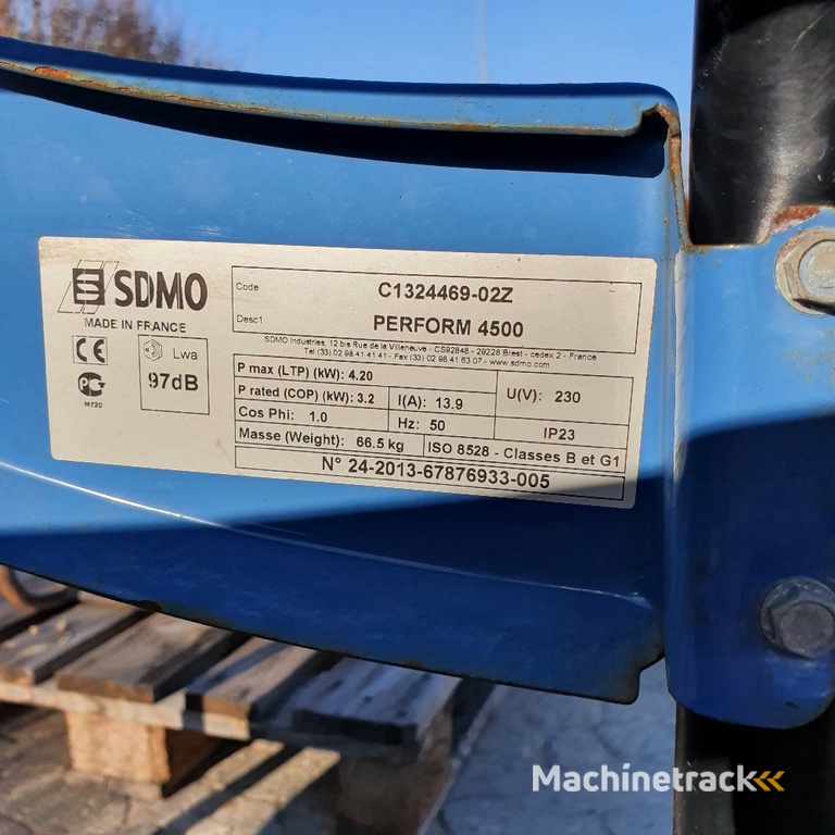 SDMO 4500