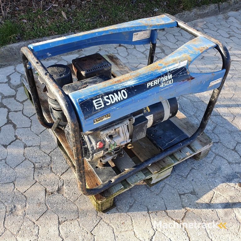 SDMO 4500