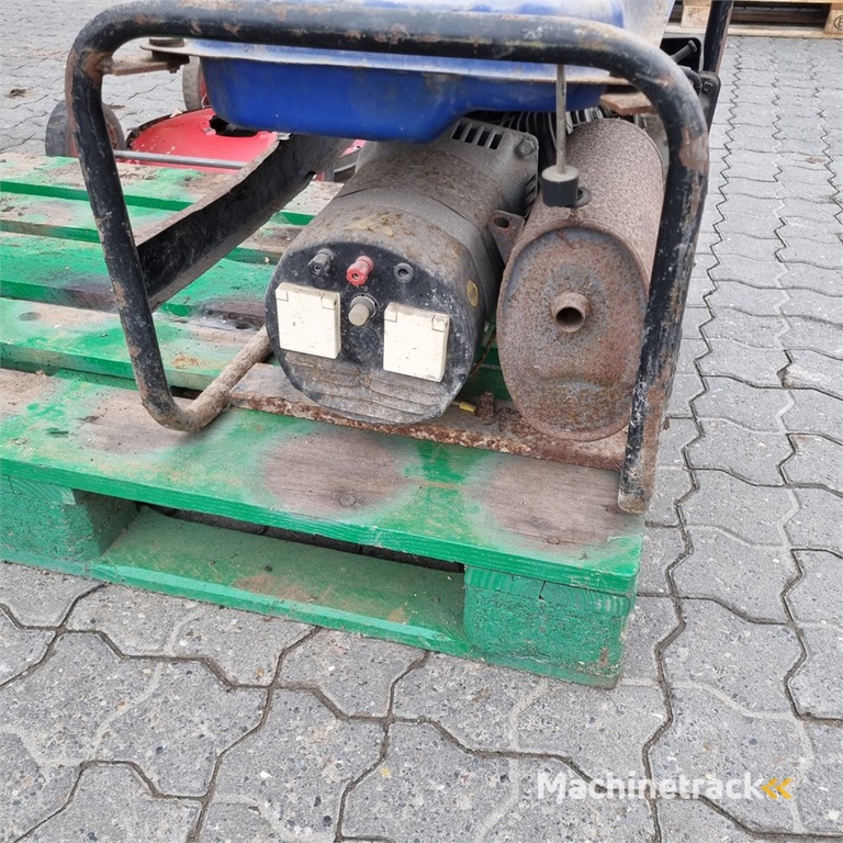 Mecc Alte SpA 2,3 kVA