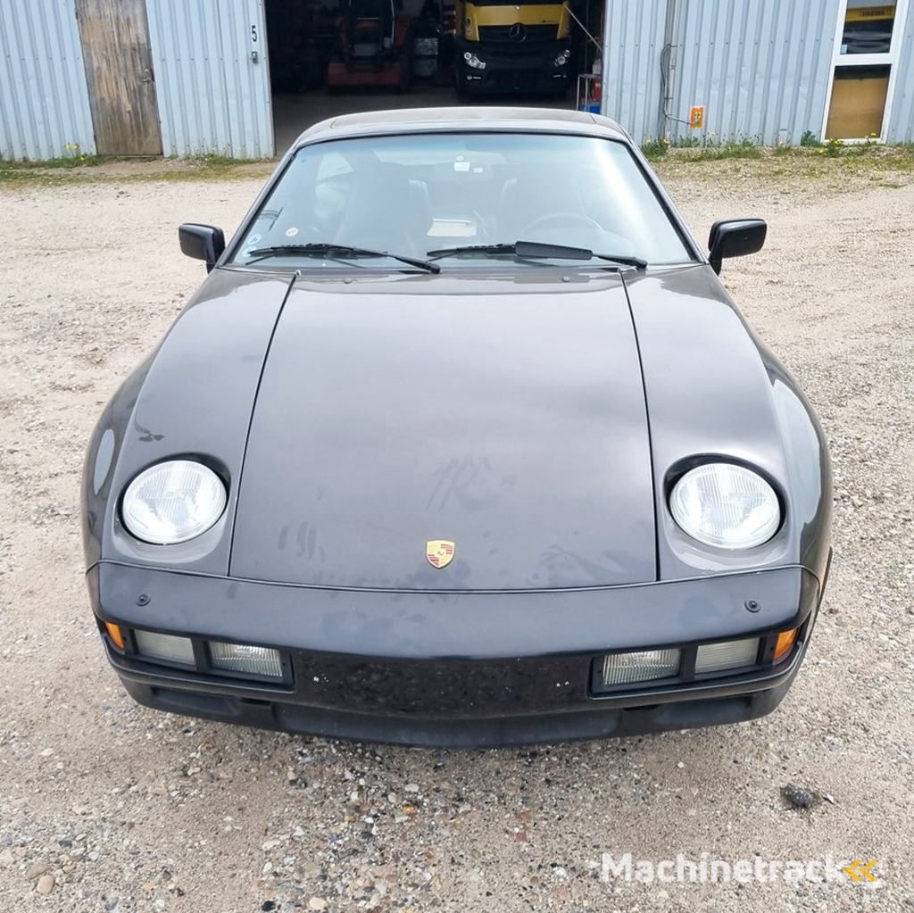 Porsche Porsche 928S