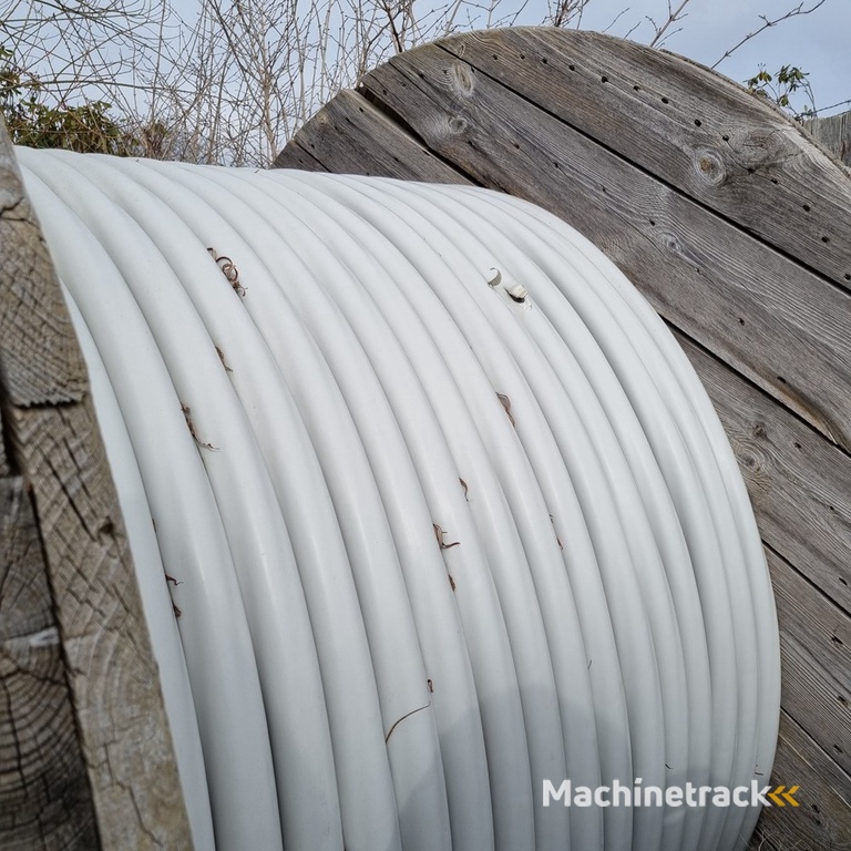 Alu-flex 4 x 240 mm2 Al-S 0,6/1 kv