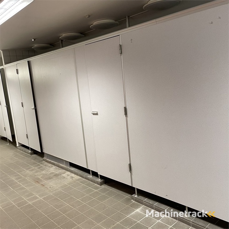 ABC Afskærmningsvæg til 3 bruserrum