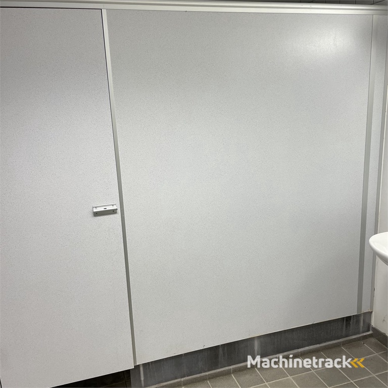 ABC Afskærmningsvæg til 3 bruserrum