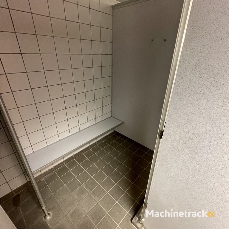 ABC Afskærmningsvæg til 3 bruserrum