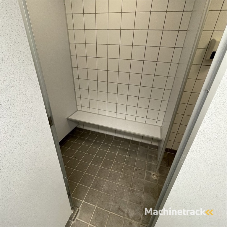 ABC Afskærmningsvæg til 3 bruserrum